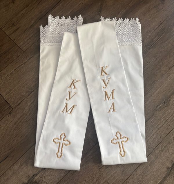 Kum and Kuma sash with unfilled cross embroidery